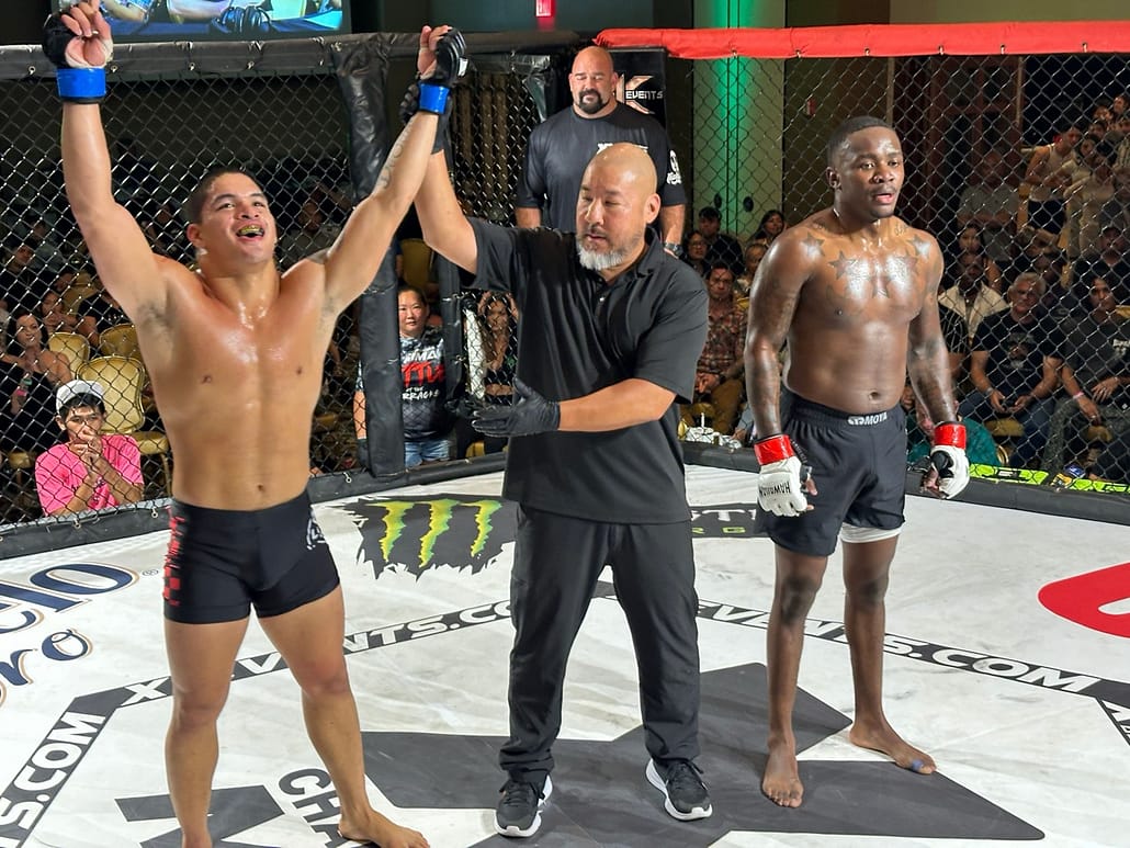 X1-61 Po'okela de Santos defeated Jose Sanchez III