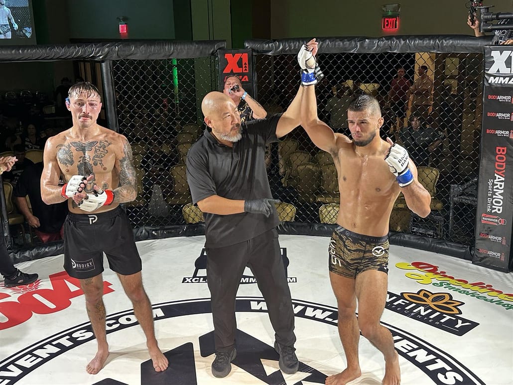 Brandon Land defeated Michael Rohleder Large